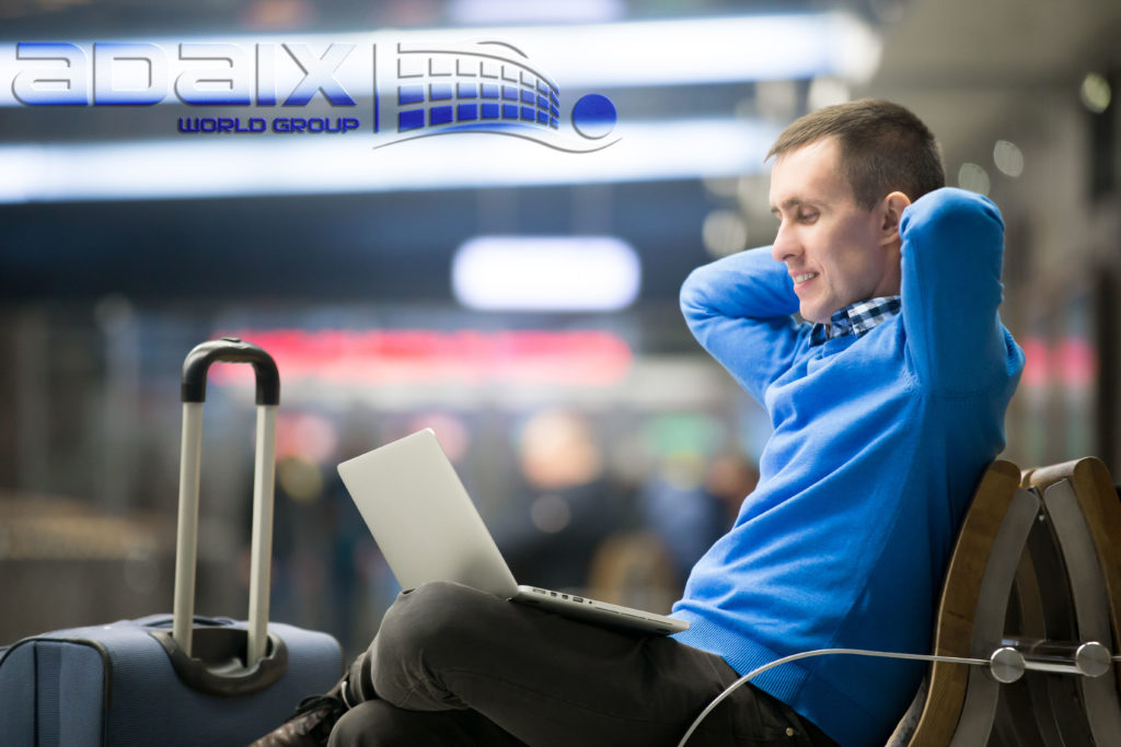 Freelancer traveler going on holidays Vacaciones siendo autónomo